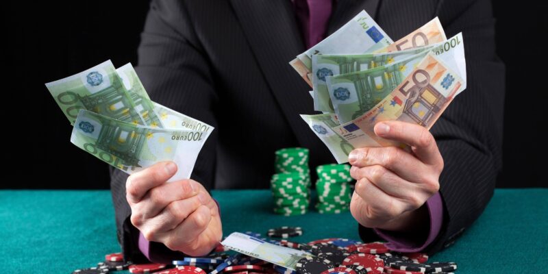 Online Gambling and Money-Making
