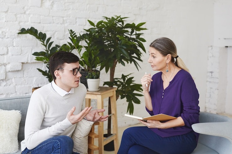 Psychotherapy Helps Manage Long-Term Depression Without Medication