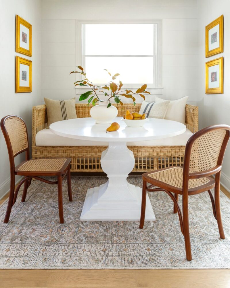 Machine-washable rug